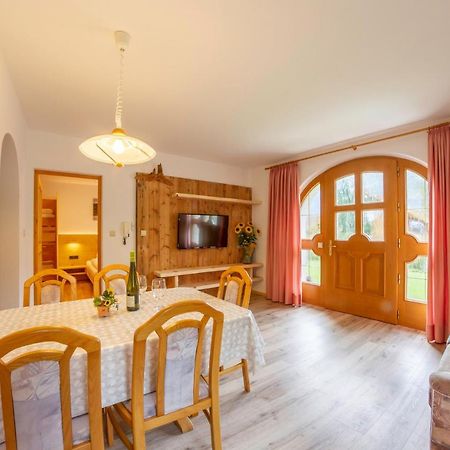 Hotel Garni Angerer Lutago Esterno foto