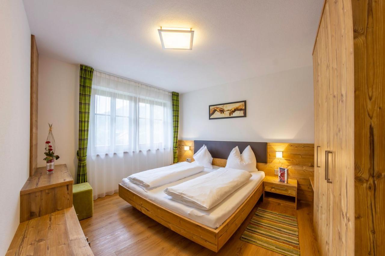 Hotel Garni Angerer Lutago Esterno foto
