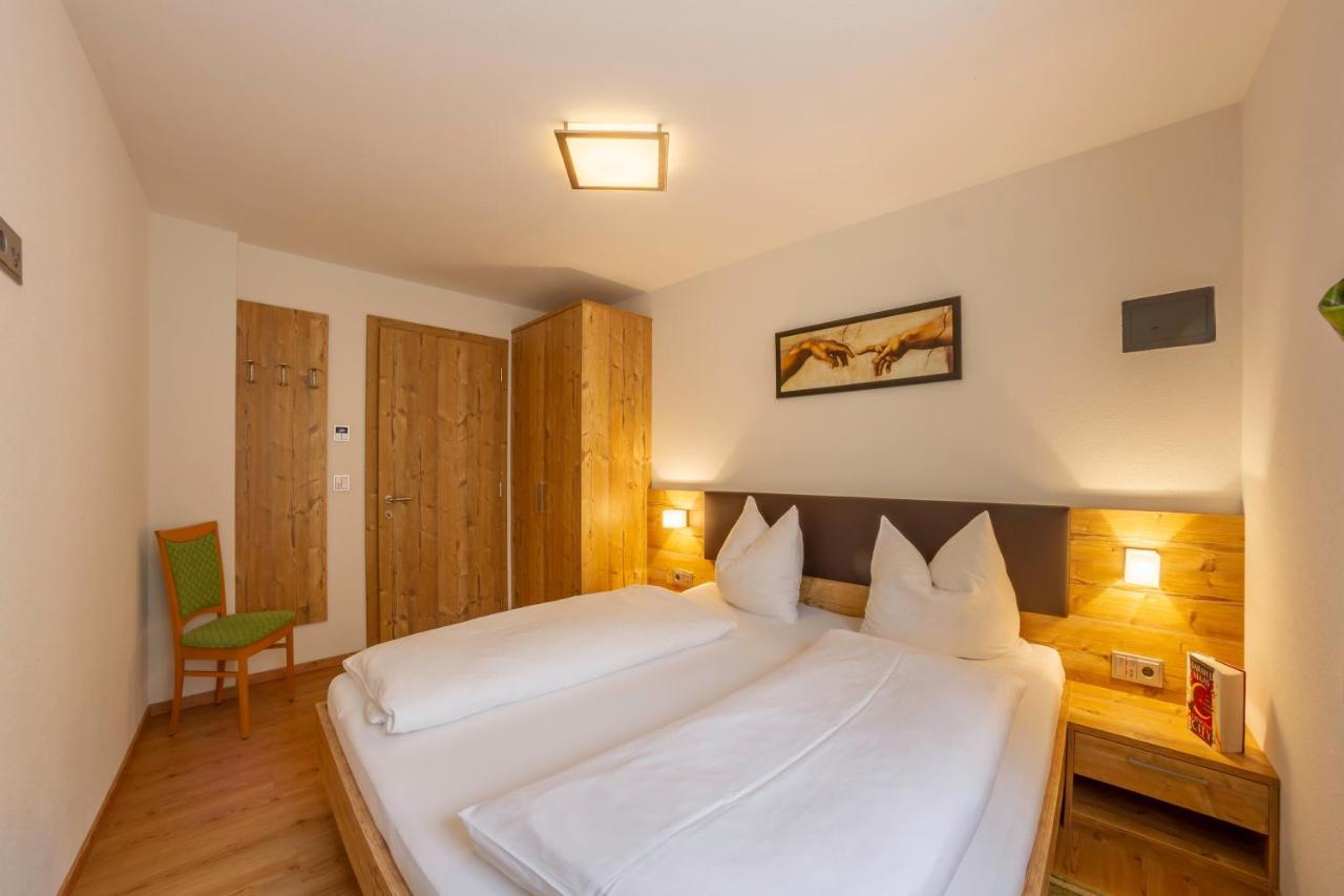 Hotel Garni Angerer Lutago Esterno foto