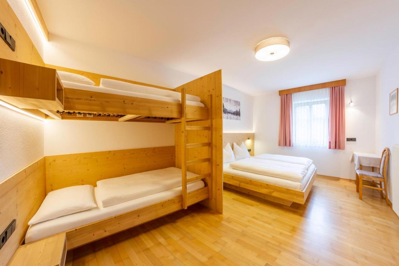 Hotel Garni Angerer Lutago Esterno foto
