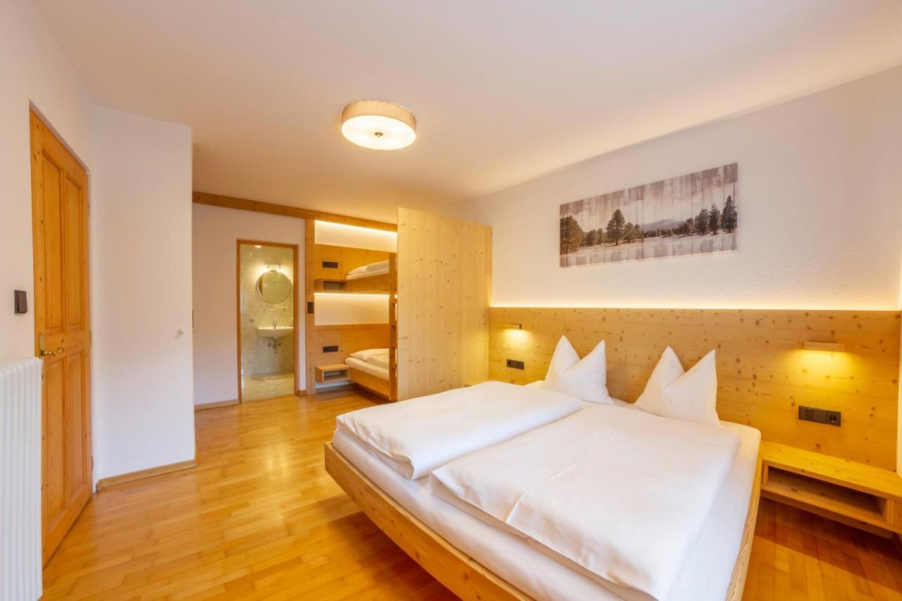 Hotel Garni Angerer Lutago Esterno foto