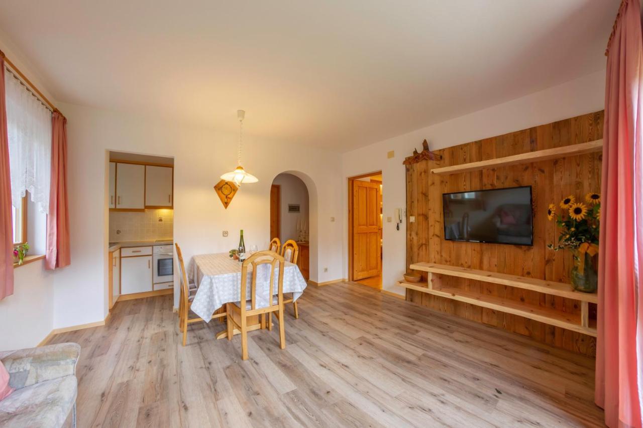 Hotel Garni Angerer Lutago Esterno foto