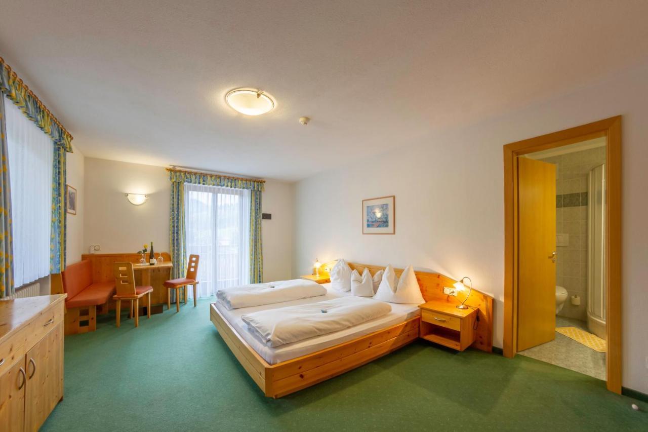 Hotel Garni Angerer Lutago Esterno foto