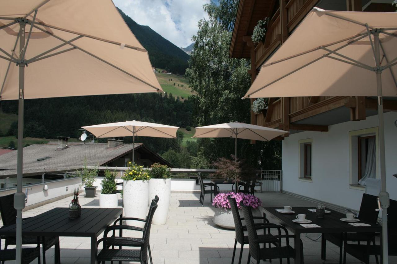 Hotel Garni Angerer Lutago Esterno foto