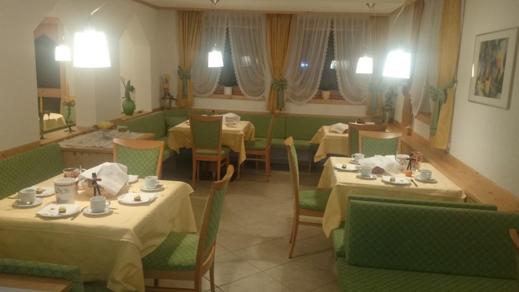 Hotel Garni Angerer Lutago Camera foto