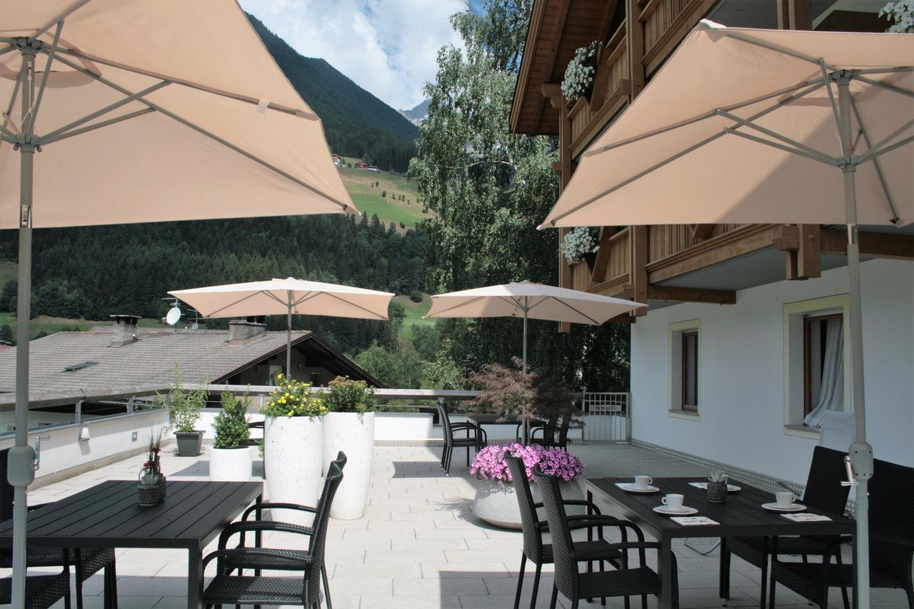 Hotel Garni Angerer Lutago Esterno foto