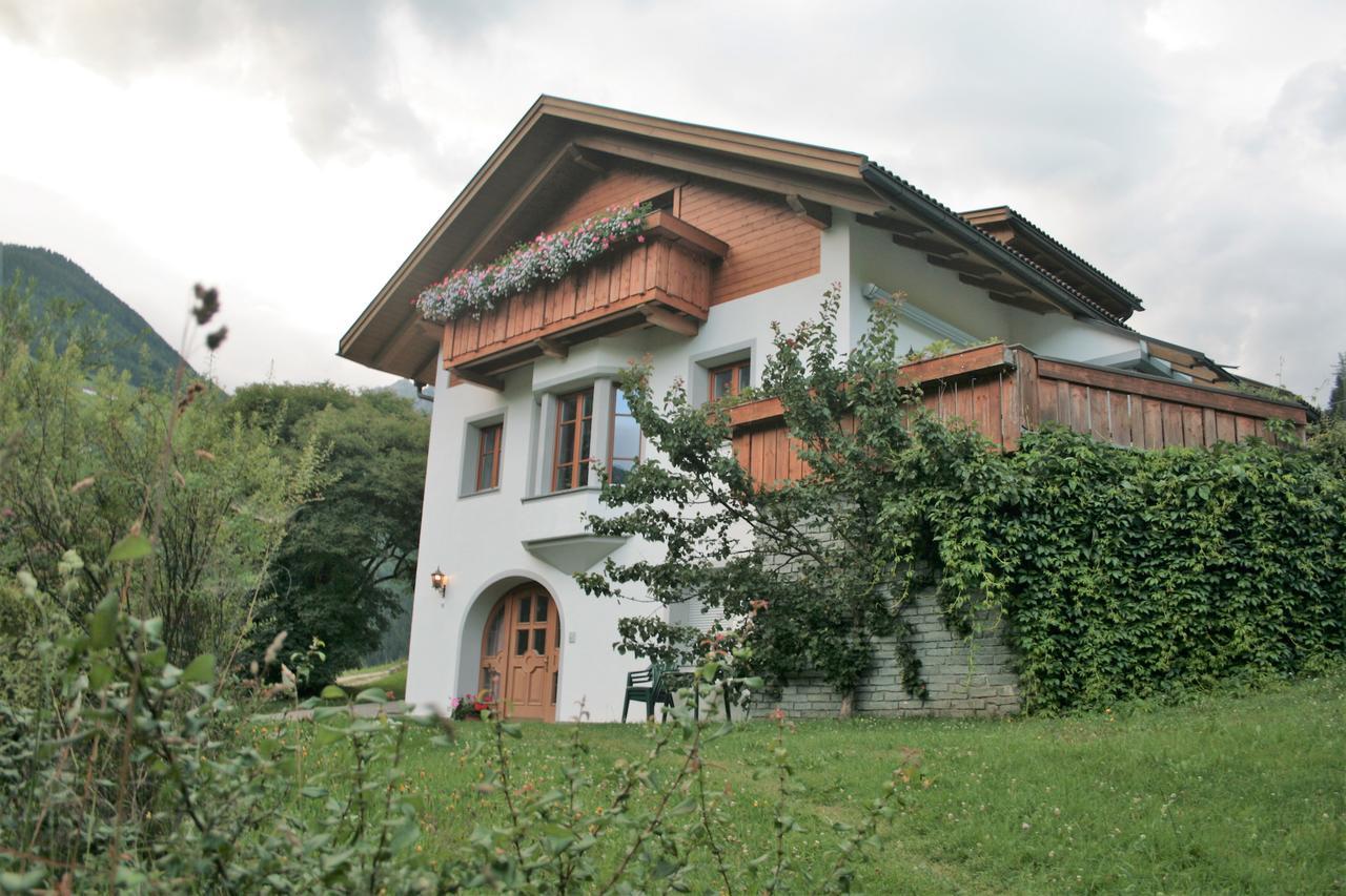 Hotel Garni Angerer Lutago Esterno foto